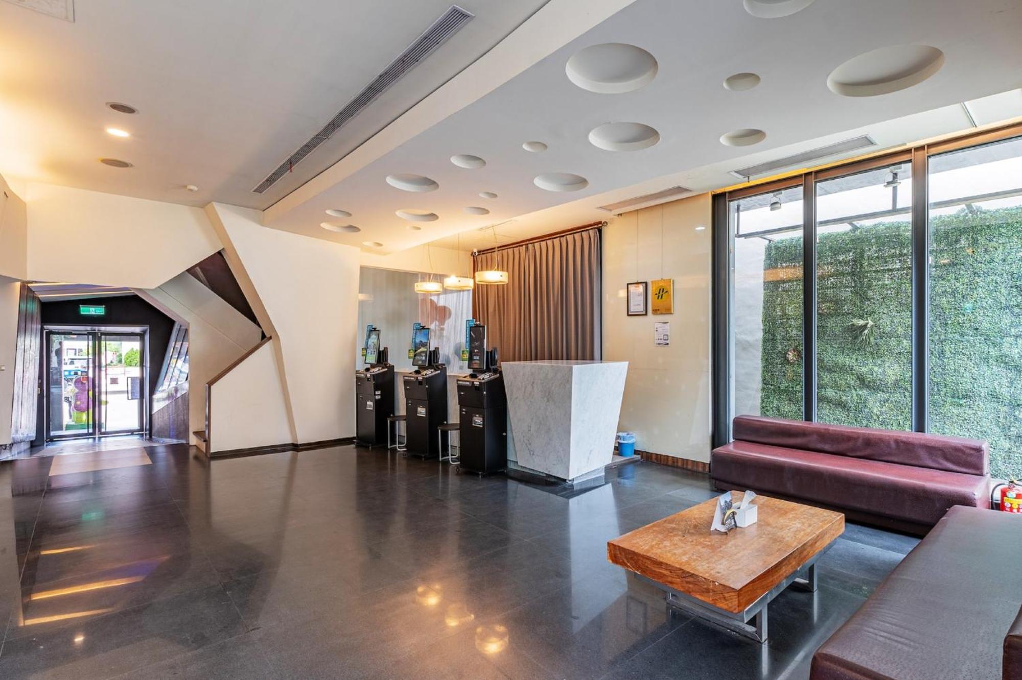 The Galerie Hotel Taichung Esterno foto