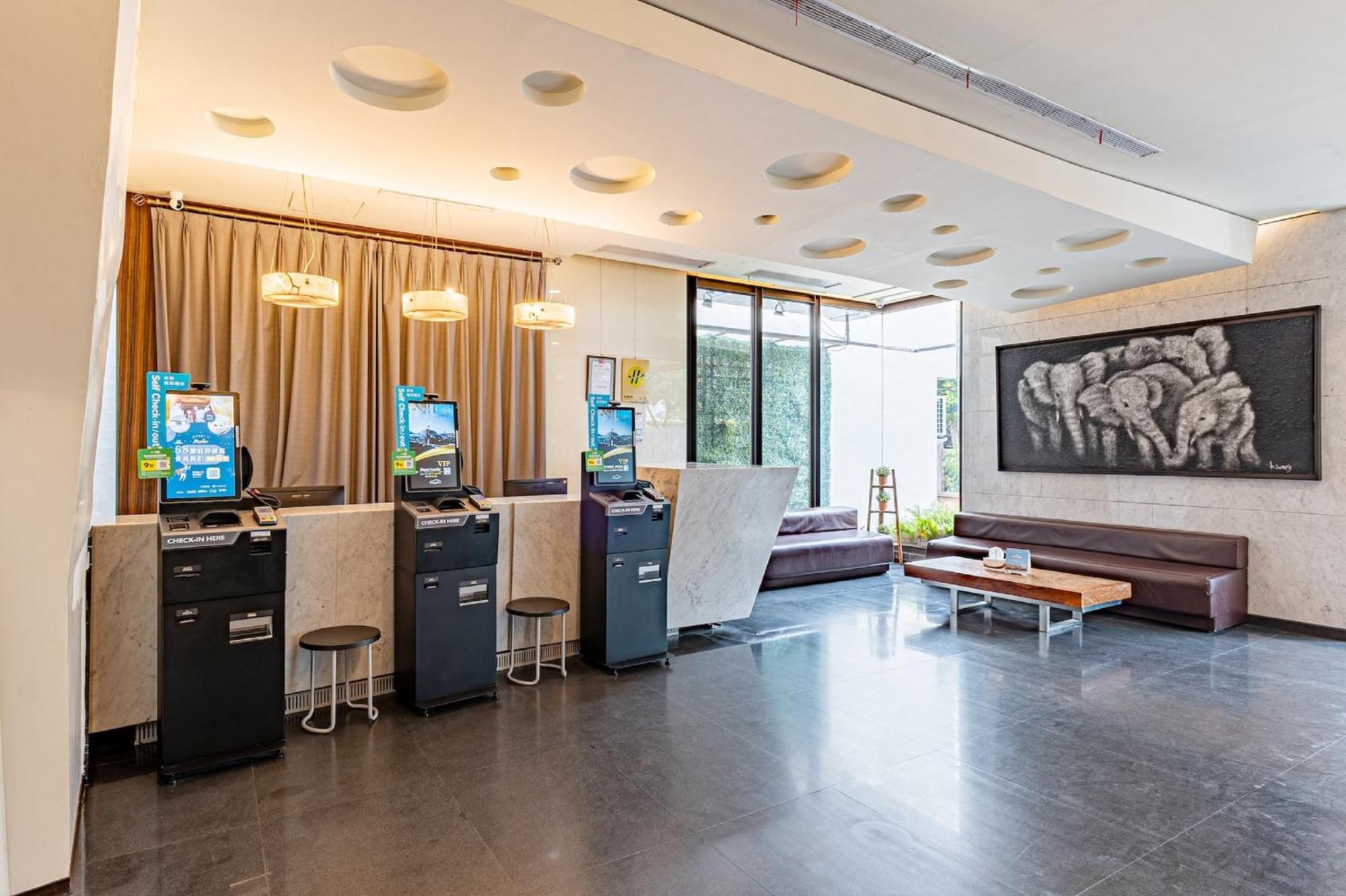 The Galerie Hotel Taichung Esterno foto